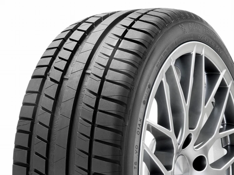 Kormoran Road Performance 205/60R16 96V opona osobowa letnia