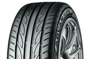 Yokohama Advan Fleva V701 225/40R18 92W XL RPB opona osobowa letnia (C, A, A,  67dB) DOT(2025)